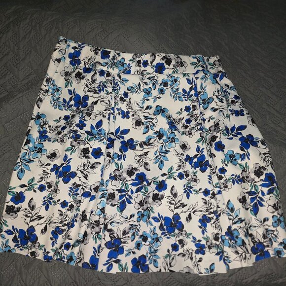 A-Line Flare skater skirt - Picture 1 of 4
